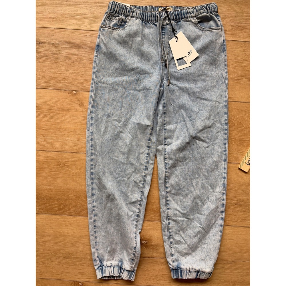 OAT New York High Waist Relaxed Jogger Cloud Luxe Denim Light Wash Size 8/29 NWT